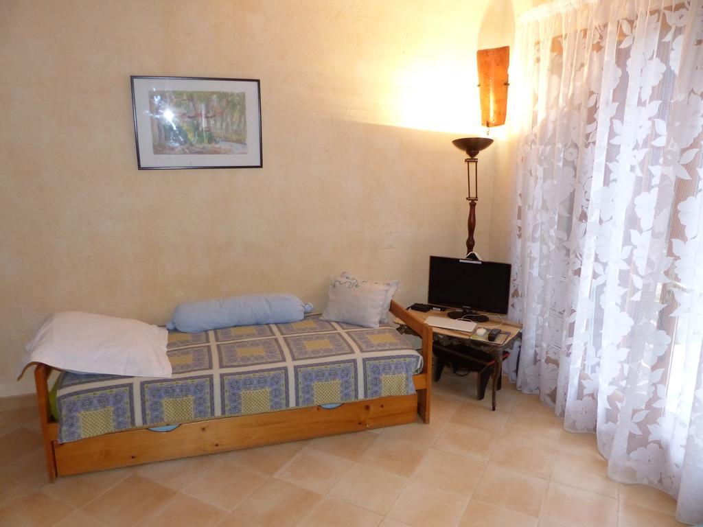 Gite La Paillote Montauroux Oda fotoğraf