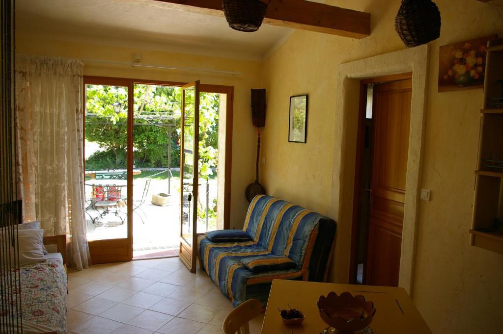Gite La Paillote Montauroux Dış mekan fotoğraf